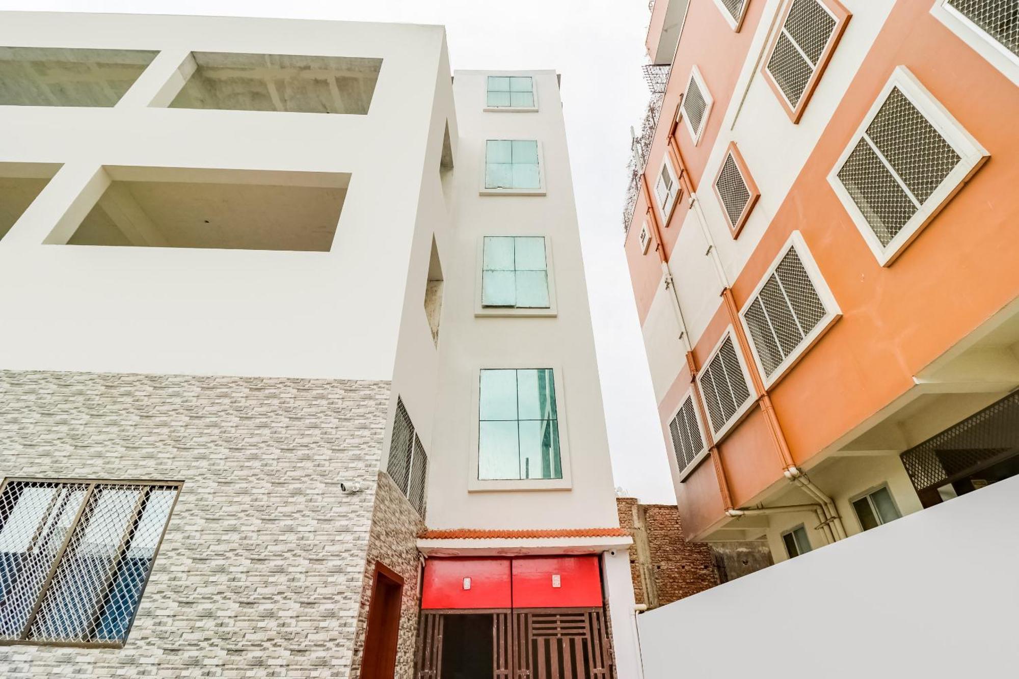 Super Hotel O Rs Inn Gorakhpur Exterior foto