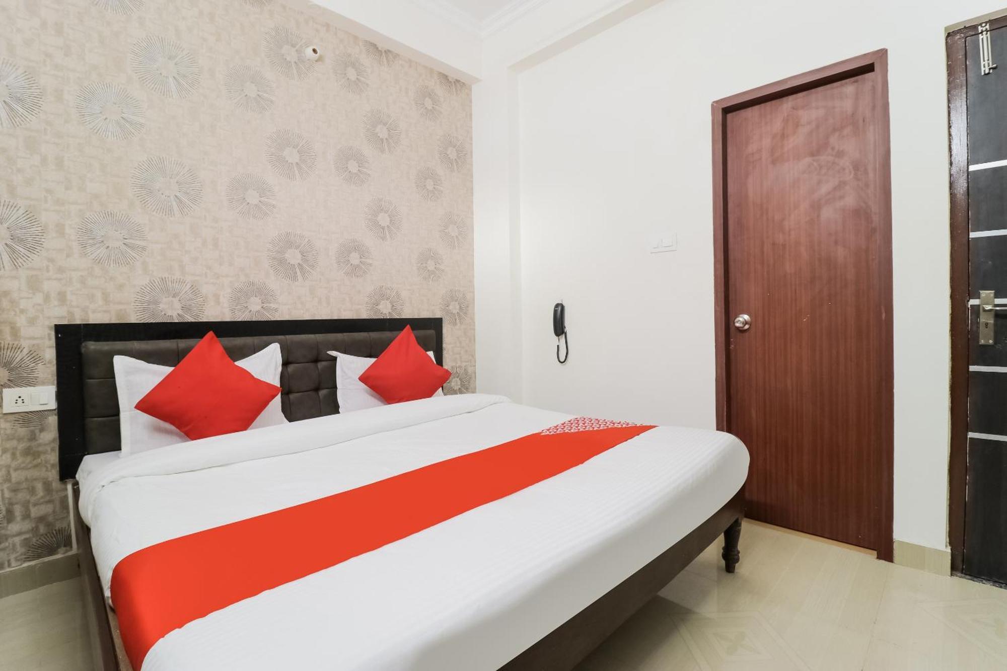 Super Hotel O Rs Inn Gorakhpur Exterior foto